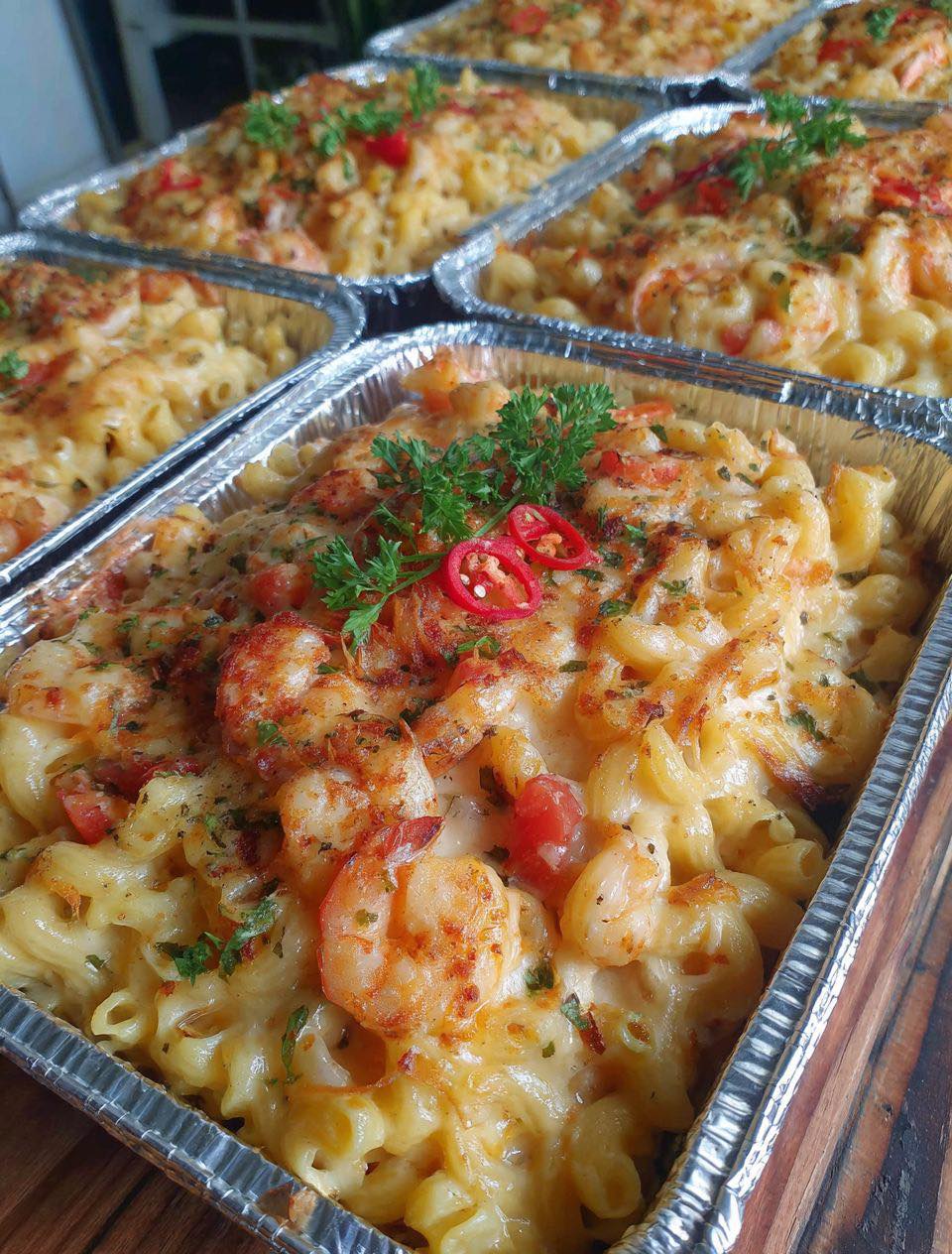 Thumbnail for Seafood Mac and Cheese