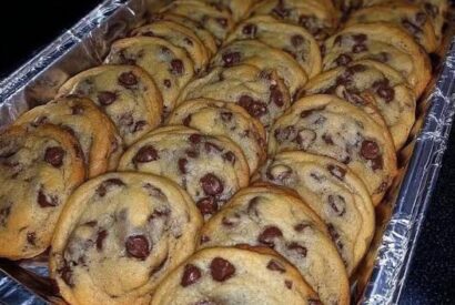 Thumbnail for Best Chocolate Chip Cookies