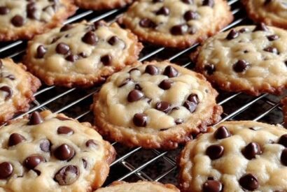 Thumbnail for Retro Bakery Rice Krispie Chocolate Chip Cookies