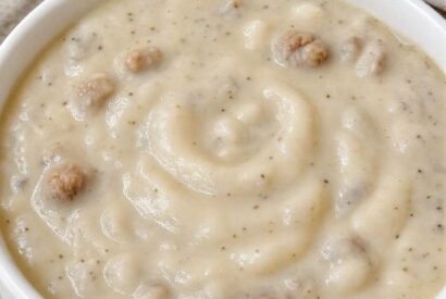 Thumbnail for Simple 5-Ingredient Southern Depression-Era Milk Gravy
