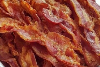 Thumbnail for Cozy Grandma’s Oven-Baked Bacon – The Easiest Way to Cook Perfect Bacon