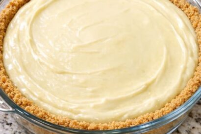 Thumbnail for 4-Ingredient Creamy Lemonade Pie