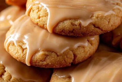 Thumbnail for Maple Cookies with Maple Icing