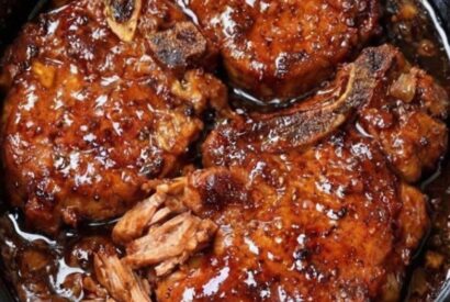 Thumbnail for 4-Ingredient Brown Sugar Pork Chops