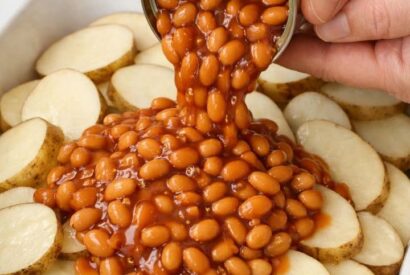 Thumbnail for 4-Ingredient Amish Baked Bean Potato Casserole – Simple, Hearty & Full of Comfort