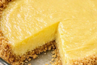 Thumbnail for Classic Creamy Lemon Pie