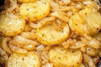 Thumbnail for Slow Cooker French Onion Potatoes: The Ultimate Comfort Food